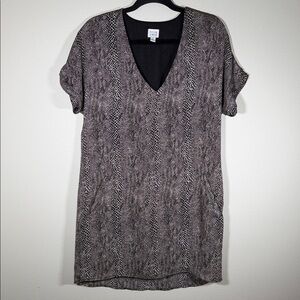 Peyton Jensen Leopard Print Relaxed Fit Mini Dress